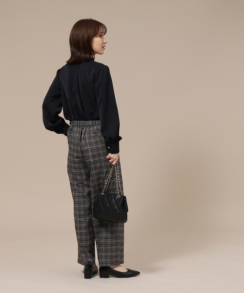 DRESKIP（ドレスキップ）の「◆【イージーケア/２WAY】ボウタイブラウス（シャツ/ブラウス・レディース・ブラック/ライトグレー/ベージュ系その他3/オフホワイト・02/04/03）」の18枚目の写真