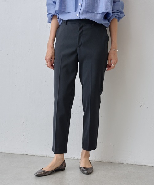 BEARDSLEY（ビアズリー）の「《LIVETART》 テーパードスリムパンツ（スラックス・レディース・ネイビー/ブラック・1/2）」の21枚目の写真