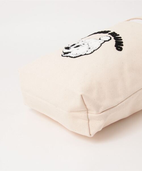 salle de bal（サルデバル）の「Rasmus Klump / ラスムス クルンプ サガラ 刺繍 2WAY ショルダーバッグ  RMK142NT 6 AWD（ショルダーバッグ・レディース・ナチュラル・FREE）」の2枚目の写真