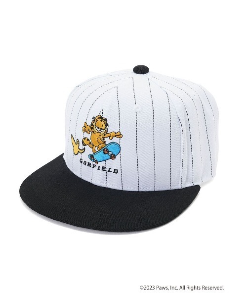 What it isNt) ART BY MARKGONZALES×GARFIELD】フラットキャップ