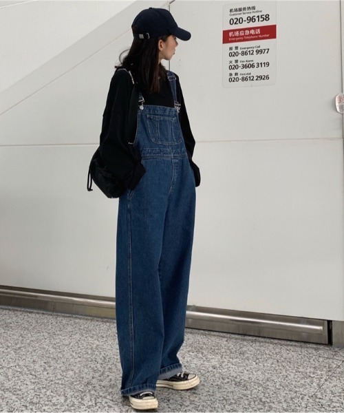 wears(ウェアーズ)の「ルーズシルエットデニムオーバーオール(サロペット/オーバーオール・レディース・ライトブルー/ブルー・FREE)」の10枚目の写真