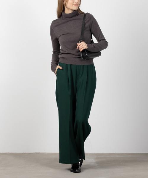 NAVY(ネイビー)の「NAVY 洗えるニット カシミヤタッチ タートルネック(ニット/セーター・レディース・ブラック/オフホワイト/チャコールグレー/グレー・M/L)」の5枚目の写真
