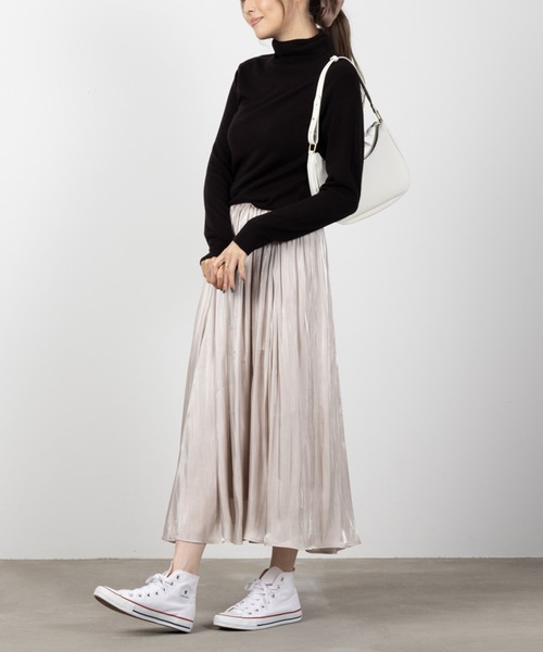 NAVY(ネイビー)の「NAVY 洗えるニット カシミヤタッチ タートルネック(ニット/セーター・レディース・ブラック/オフホワイト/チャコールグレー/グレー・M/L)」の9枚目の写真