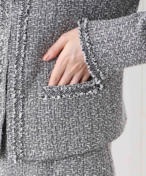 index(インデックス)の「◆≪通勤・セレモニー/セットアップ対応≫ ツイードノーカラージャケット【洗える】(ノーカラージャケット・レディース・ネイビー/ナチュラル/ブラック系3・40/42/38/36)」の16枚目の写真