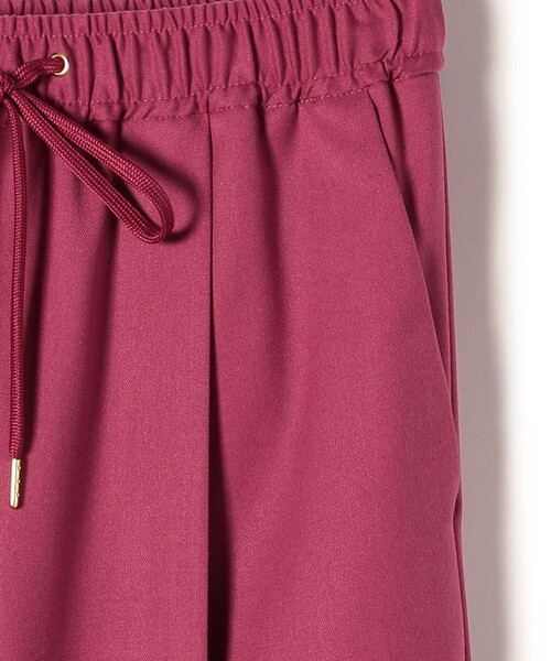 SHIPS Colors（シップス カラーズ）の「SHIPS Colors:〈洗濯機可能〉イージー テーパード パンツ（その他パンツ・レディース・ネイビー/ピンク/ブルー/ベージュ・SMALL/MEDIUM）」の11枚目の写真