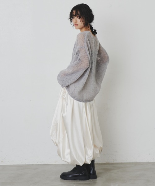 Aunt Marie's(アントマリーズ)の「サテンバルーンスカート(スカート・レディース・グレー/ブラック/アイボリー・FREE)」の5枚目の写真