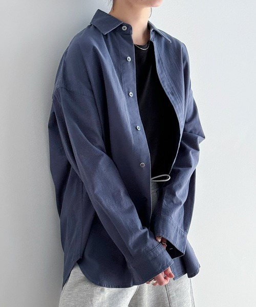 evernavy(エバーネイビー)の「コットンオックス風シャツ(シャツ/ブラウス・レディース・ホワイト/ネイビー/ブラック・M)」の3枚目の写真