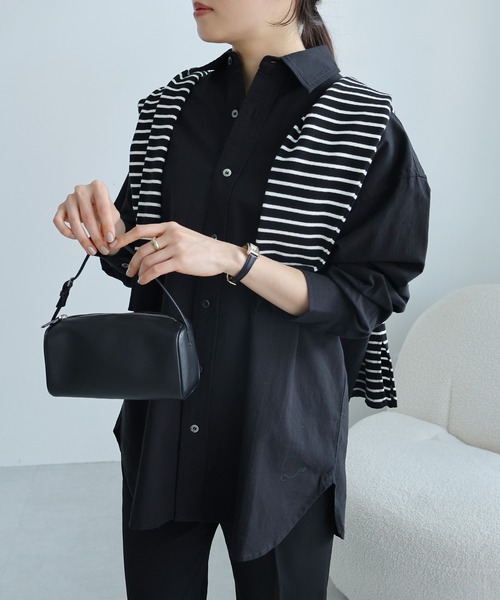 evernavy(エバーネイビー)の「コットンオックス風シャツ(シャツ/ブラウス・レディース・ホワイト/ネイビー/ブラック・M)」の2枚目の写真
