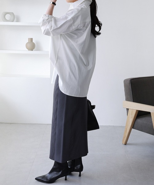 evernavy(エバーネイビー)の「コットンオックス風シャツ(シャツ/ブラウス・レディース・ホワイト/ネイビー/ブラック・M)」の19枚目の写真