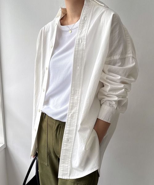 evernavy(エバーネイビー)の「コットンオックス風シャツ(シャツ/ブラウス・レディース・ホワイト/ネイビー/ブラック・M)」の5枚目の写真