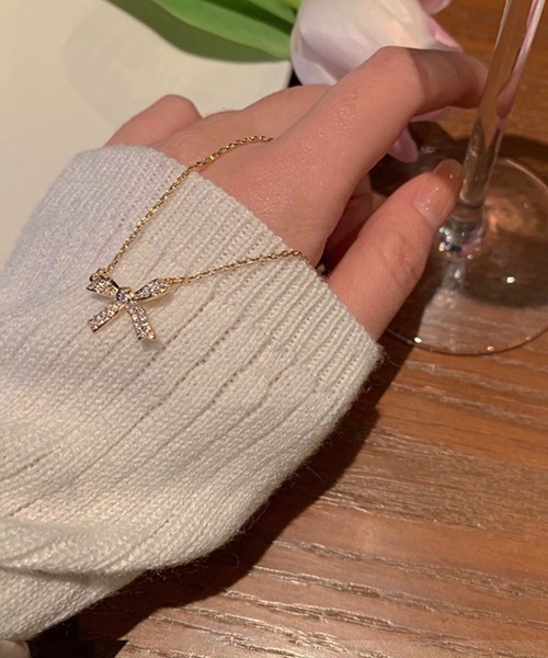 DiamondHearts（ダイヤモンドハーツ）の「リボンネックレス（ネックレス・レディース・シルバー/ゴールド・FREE）」の5枚目の写真