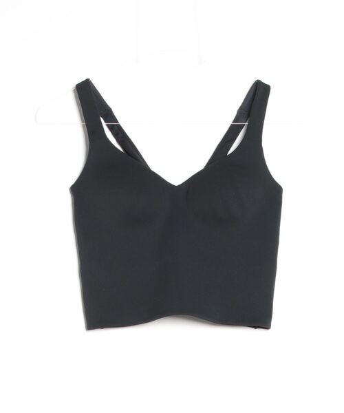 NIKE(ナイキ)の「NIKE WMNS DF ALATE BRA TANK FN0544-010(タンクトップ・レディース・ブラック・SMALL/MEDIUM/LARGE)」の3枚目の写真
