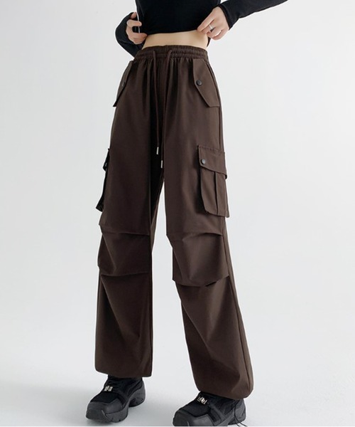 ROOPTOKYO(ループトウキョウ)の「▲Wide Cargo Pants / ワイドカーゴパンツ(カーゴパンツ・レディース・チャコール/カーキ/ブラック/ホワイト・FREE)」の4枚目の写真