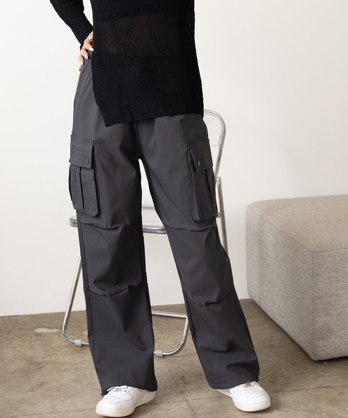 ROOPTOKYO(ループトウキョウ)の「▲Wide Cargo Pants / ワイドカーゴパンツ(カーゴパンツ・レディース・チャコール/カーキ/ブラック/ホワイト・FREE)」の14枚目の写真