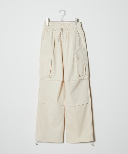 ROOPTOKYO(ループトウキョウ)の「▲Wide Cargo Pants / ワイドカーゴパンツ(カーゴパンツ・レディース・チャコール/カーキ/ブラック/ホワイト・FREE)」の18枚目の写真
