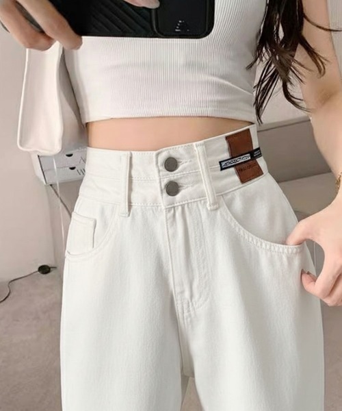 SHEPP(シープ)の「★春新色販売開始★【累計販売本数1万本! / お気に入り数4万人突破!】ダブルボタンでスタイルアップ♪ ダブルボタン パッチデザイン ハイウエスト ワイドストレートデニム(デニムパンツ・レディース・ブラック/サックスブルー/ブルー/ブルー系その他/ブラック系その他/アイボリー・S/M/L)」の11枚目の写真