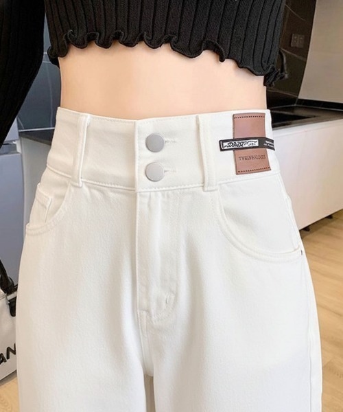 SHEPP(シープ)の「★春新色販売開始★【累計販売本数1万本! / お気に入り数4万人突破!】ダブルボタンでスタイルアップ♪ ダブルボタン パッチデザイン ハイウエスト ワイドストレートデニム(デニムパンツ・レディース・ブラック/サックスブルー/ブルー/ブルー系その他/ブラック系その他/アイボリー・S/M/L)」の15枚目の写真