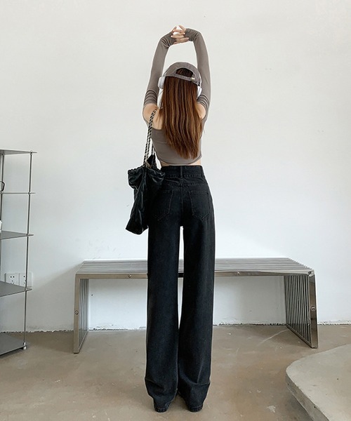 SHEPP(シープ)の「★春新色販売開始★【累計販売本数1万本! / お気に入り数4万人突破!】ダブルボタンでスタイルアップ♪ ダブルボタン パッチデザイン ハイウエスト ワイドストレートデニム(デニムパンツ・レディース・ブラック/サックスブルー/ブルー/ブルー系その他/ブラック系その他/アイボリー・S/M/L)」の8枚目の写真