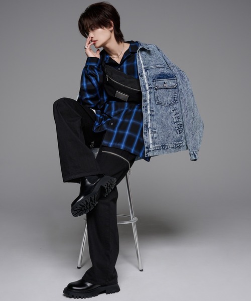 DEVICE（デバイス）の「【犬飼京×DEVICE】quadrangle metal plate waist body bag /クワッドラングル メタルプレート ウエスト ボディバッグ（ボディバッグ/ウエストポーチ・メンズ・ブラック・FREE）」の6枚目の写真