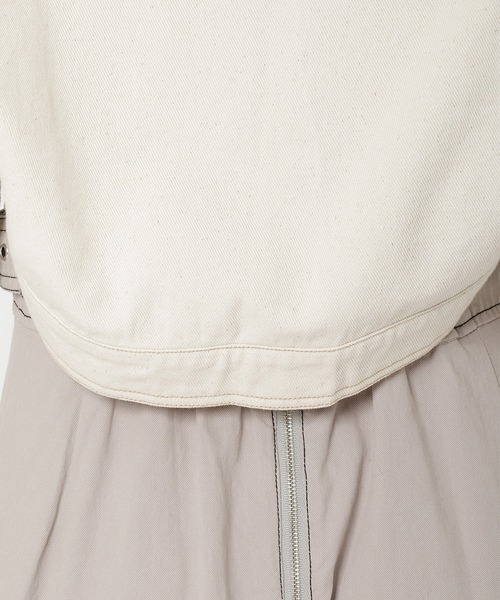 REDYAZEL（レディアゼル）の「デニムボレロジャケット（スーツジャケット・レディース・ブラック/ブルー/オフホワイト・FREE）」の9枚目の写真