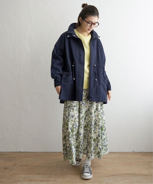 LBC（エルビーシー）の「スタンドネックミドルブルゾン（ブルゾン・レディース・ライトグレー/ライム/ネイビー・L/M）」の15枚目の写真