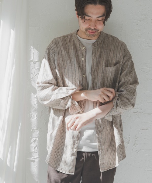 URBAN RESEARCH DOORS（アーバンリサーチドアーズ）の「シルケットリネン バンドカラーロングスリーブシャツ（シャツ/ブラウス・メンズ・アイボリー/ホワイト系その他/グレー系その他/ブラウン系その他/ブルー系その他/インディゴブルー・MEDIUM/LARGE/X-LARGE）」の9枚目の写真