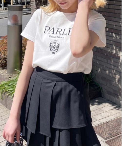 one way（ワンウェイ）の「ガーリーエンブレムＴシャツ（Tシャツ/カットソー・レディース・ブラック/ピンク/ホワイト系その他/ホワイト/ホワイト×ブルー/ライトベージュ・FREE）」の8枚目の写真