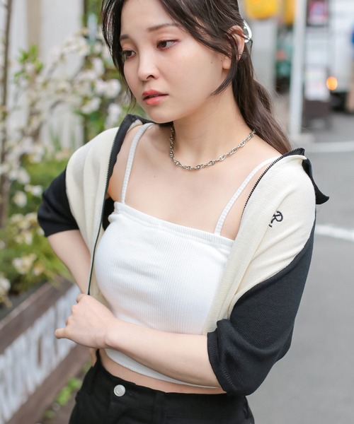 SPINNS（スピンズ）の「【S.Mサイズ展開】カップ付き！肩紐着脱OK！マルチWAYリブキャミソール（キャミソール・レディース・ブラック/オフホワイト/オートミール/モカ/カーキ・M/S）」の9枚目の写真