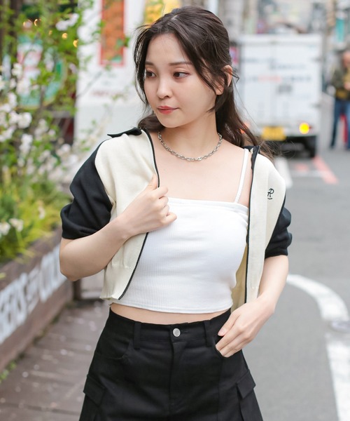 SPINNS（スピンズ）の「【S.Mサイズ展開】カップ付き！肩紐着脱OK！マルチWAYリブキャミソール（キャミソール・レディース・ブラック/オフホワイト/オートミール/モカ/カーキ・M/S）」の8枚目の写真