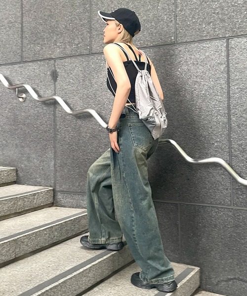 SPINNS（スピンズ）の「【S.Mサイズ展開】カップ付き！肩紐着脱OK！マルチWAYリブキャミソール（キャミソール・レディース・ブラック/オフホワイト/オートミール/モカ/カーキ・M/S）」の21枚目の写真