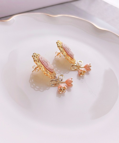 tone(トーン)の「【RosraiE】レディカメオレース リボンフラワー ピアス(MA)(ピアス(両耳用)・レディース・ゴールド・FREE)」の6枚目の写真