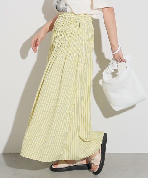 BEAMS HEART(ビームスハート)の「BEAMS HEART / ストライプ柄 シャーリング ロングスカート(スカート・レディース・ブルー/イエロー系その他2・FREE)」の8枚目の写真