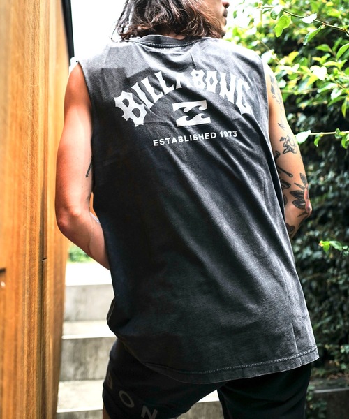 BILLABONG（ビラボン）の「BILLABONG メンズ ARCH FILL タンクトップ 【2024年春夏モデル】/ビラボンバックプリントマッスルタンク（タンクトップ・メンズ・パープル/ブラック/オフホワイト・MEDIUM/X-LARGE/LARGE）」の2枚目の写真