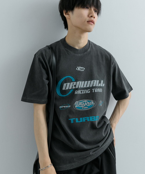 SENSE OF PLACE by URBAN RESEARCH(センスオブプレイスバイアーバンリサーチ)の「フェードロゴグラフィックTシャツ(5分袖)(Tシャツ/カットソー・メンズ・ブラック/イエロー/ロイヤルブルー・MEDIUM/LARGE)」の2枚目の写真