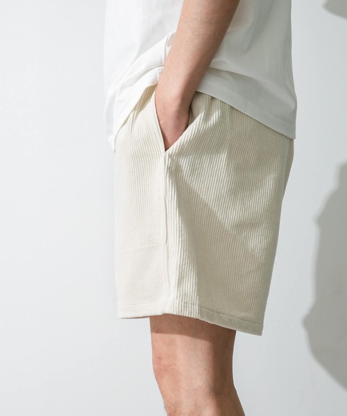URBAN RESEARCH Sonny Label（アーバンリサーチサニーレーベル）の「コーデュロイイージーバギーショートパンツ（その他パンツ・メンズ・パープル/グリーン系その他/オフホワイト/ブラック/オレンジ・LARGE/MEDIUM）」の9枚目の写真