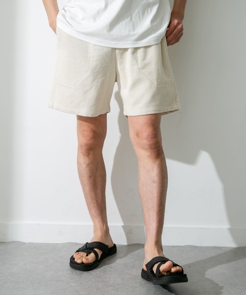URBAN RESEARCH Sonny Label（アーバンリサーチサニーレーベル）の「コーデュロイイージーバギーショートパンツ（その他パンツ・メンズ・パープル/グリーン系その他/オフホワイト/ブラック/オレンジ・LARGE/MEDIUM）」の8枚目の写真