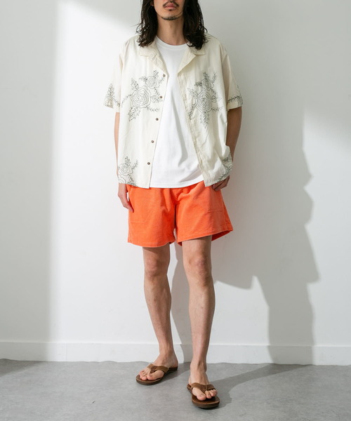 URBAN RESEARCH Sonny Label（アーバンリサーチサニーレーベル）の「コーデュロイイージーバギーショートパンツ（その他パンツ・メンズ・パープル/グリーン系その他/オフホワイト/ブラック/オレンジ・LARGE/MEDIUM）」の21枚目の写真