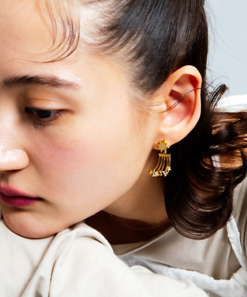 whim(ウィム)の「【NEW】Shooting Star Pierce(ピアス(両耳用)・レディース・ゴールド/シルバー・FREE)」の12枚目の写真