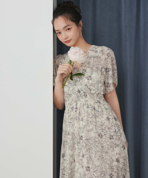 バックレス☆ワンピース バックレス Vオープン ミモレ フラワー レディースバックレスドレスワンピース | ZARA 日本