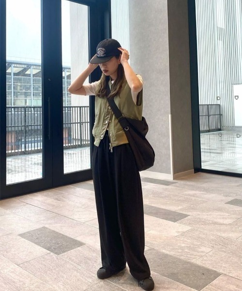 ISOOK（アイスー）の「スウェットワイドパンツ(kiharu select) / スウェットパンツ ワイドパンツ ルーズパンツ（スウェットパンツ・レディース・グレー/ブラック・FREE）」の15枚目の写真