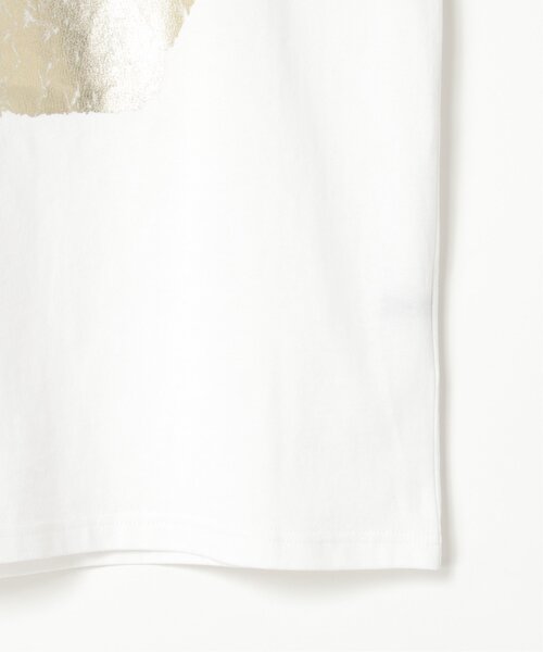 VENCEEXCHANGE(ヴァンスエクスチェンジ)の「ロゴ箔プリントコンパクトTシャツ(Tシャツ/カットソー・レディース・ゴールド/ブラック/シルバー・FREE)」の9枚目の写真