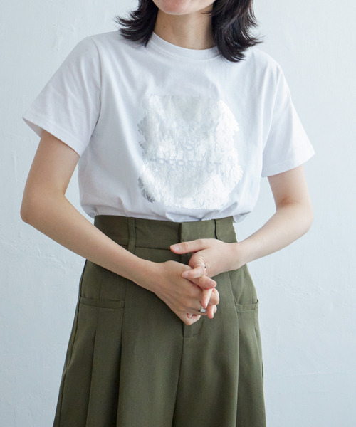 VENCEEXCHANGE(ヴァンスエクスチェンジ)の「ロゴ箔プリントコンパクトTシャツ(Tシャツ/カットソー・レディース・ゴールド/ブラック/シルバー・FREE)」の17枚目の写真