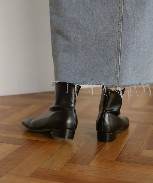 select MOCA(セレクトモカ)の「スクエアトゥローヒールブーツ(ブーツ・レディース・ブラック/シルバー/ブラック系その他・SMALL/MEDIUM/LARGE/X-LARGE)」の21枚目の写真