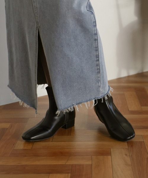 select MOCA(セレクトモカ)の「スクエアトゥローヒールブーツ(ブーツ・レディース・ブラック/シルバー/ブラック系その他・SMALL/MEDIUM/LARGE/X-LARGE)」の20枚目の写真