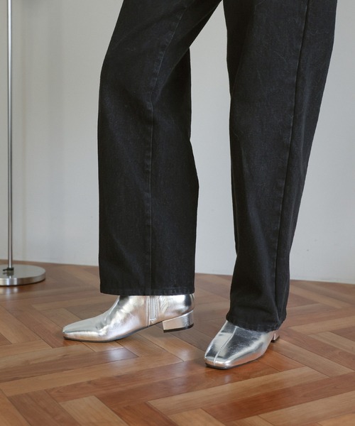 select MOCA(セレクトモカ)の「スクエアトゥローヒールブーツ(ブーツ・レディース・ブラック/シルバー/ブラック系その他・SMALL/MEDIUM/LARGE/X-LARGE)」の15枚目の写真