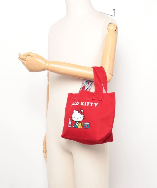 sanrio(サンリオ)の「【 sanrio / サンリオ 】ハローキティ クラシック ミニトート 座り kittyclassic bag NJI(トートバッグ・レディース・ホワイト・FREE)」の6枚目の写真
