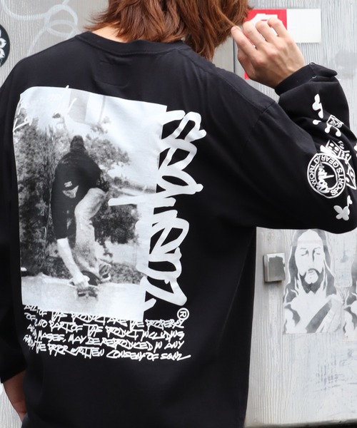SEQUENZ(シークエンズ)の「【SEQUENZ/シークエンズ】O.G COLLAGE PUFF PT L/S TEE / フォトコラージュ パフ プリント 長袖 Tシャツ(Tシャツ/カットソー・メンズ・ブラック/ホワイト/オレンジ/ネイビー・S/M/L/LL)」の1枚目の写真