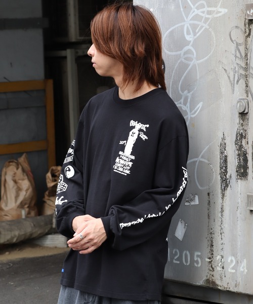 SEQUENZ(シークエンズ)の「【SEQUENZ/シークエンズ】O.G COLLAGE PUFF PT L/S TEE / フォトコラージュ パフ プリント 長袖 Tシャツ(Tシャツ/カットソー・メンズ・ブラック/ホワイト/オレンジ/ネイビー・S/M/L/LL)」の17枚目の写真