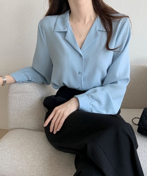 ECLIN（エクラン）の「開襟ボリュウーム袖シャツブラウス（シャツ/ブラウス・レディース・グレー/ブルー/ホワイト/ネイビー・M/L/XL）」の4枚目の写真