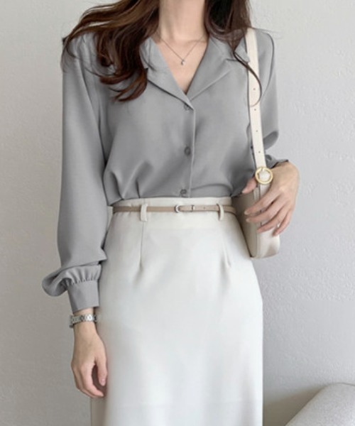 ECLIN（エクラン）の「開襟ボリュウーム袖シャツブラウス（シャツ/ブラウス・レディース・グレー/ブルー/ホワイト/ネイビー・M/L/XL）」の19枚目の写真